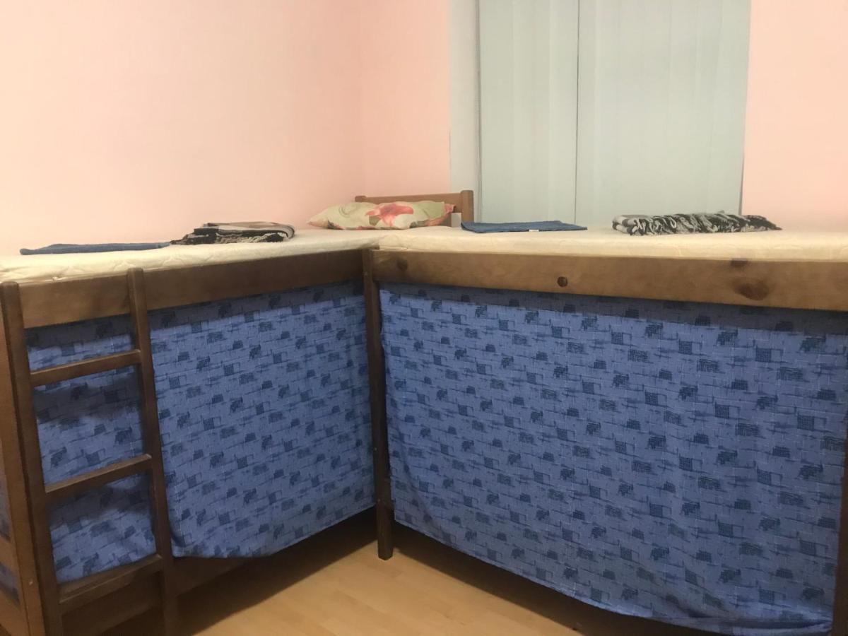 Ararat-Holosiivskyi Hostel Kiev Eksteriør billede